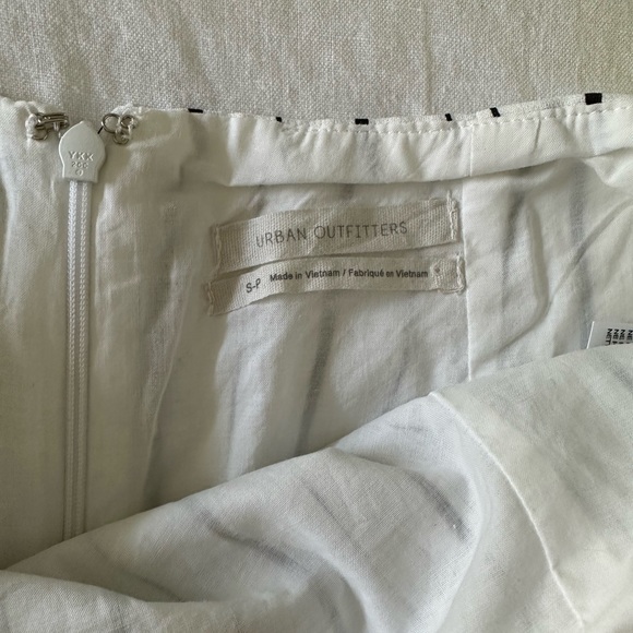 UO Ruffle Skirt - Picture 4 of 4